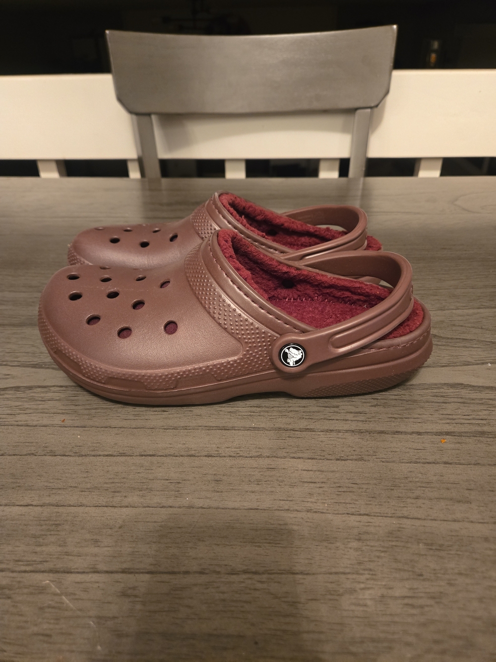 Crocs Classic Lined Clog Burgundy Maroon Fleece Fuzzy Men 7 Women 9 S1485